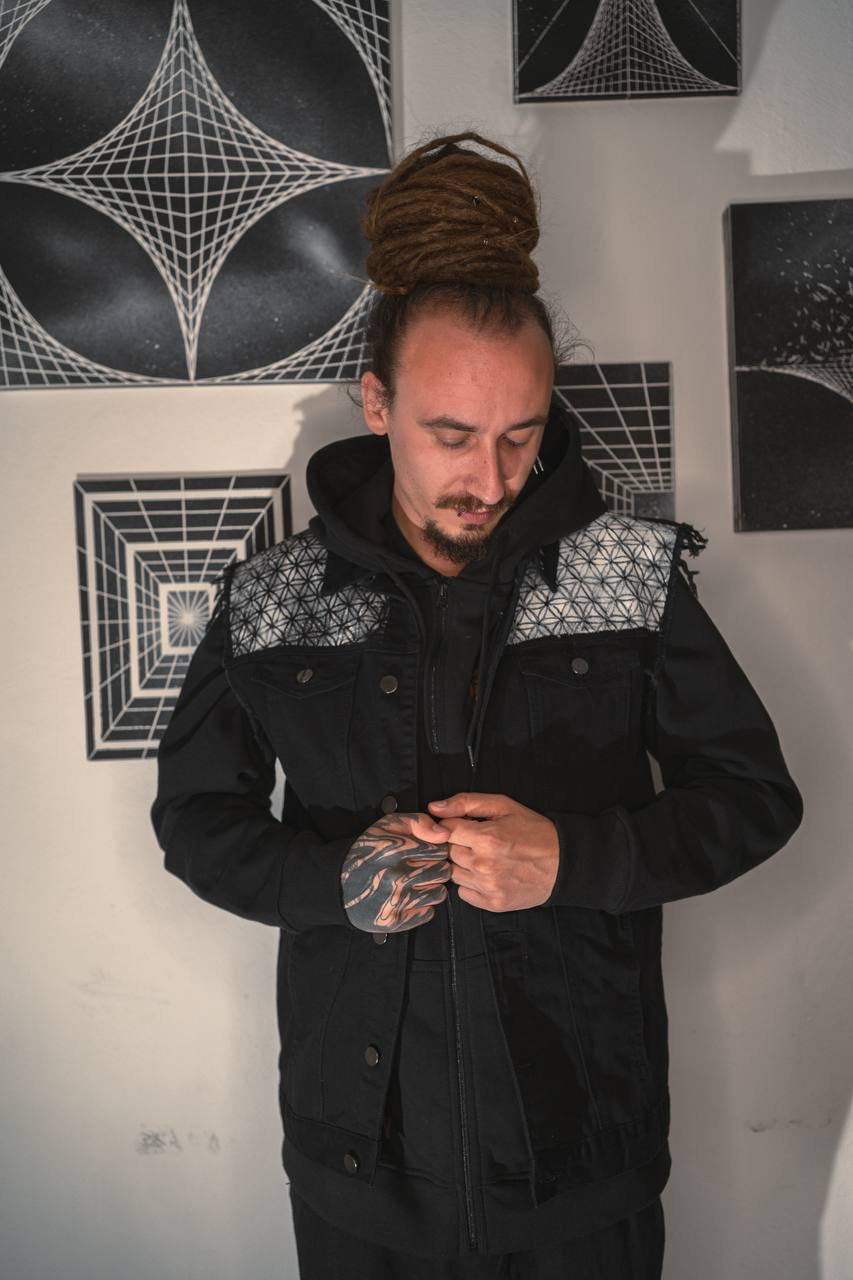 Urban Spirit Hoody by Tattoo Artist Edumandarina