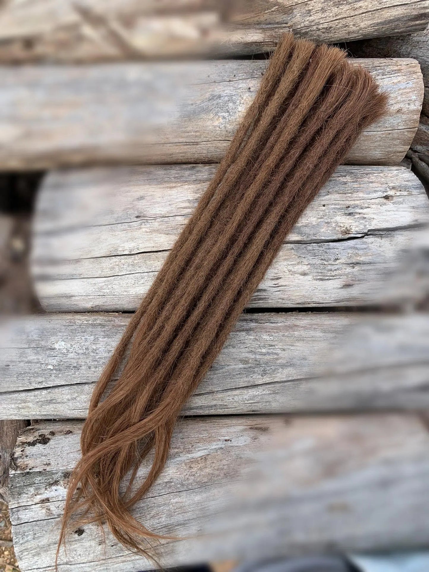 10 Europäische Echthaar Dreadlocks in Hellbraun #08 DreadLocos Shop