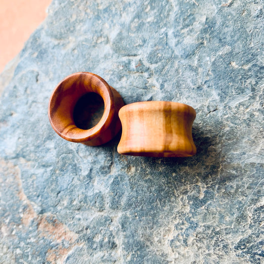 Olivenholz Plugs 18mm - DreadLocos Shop