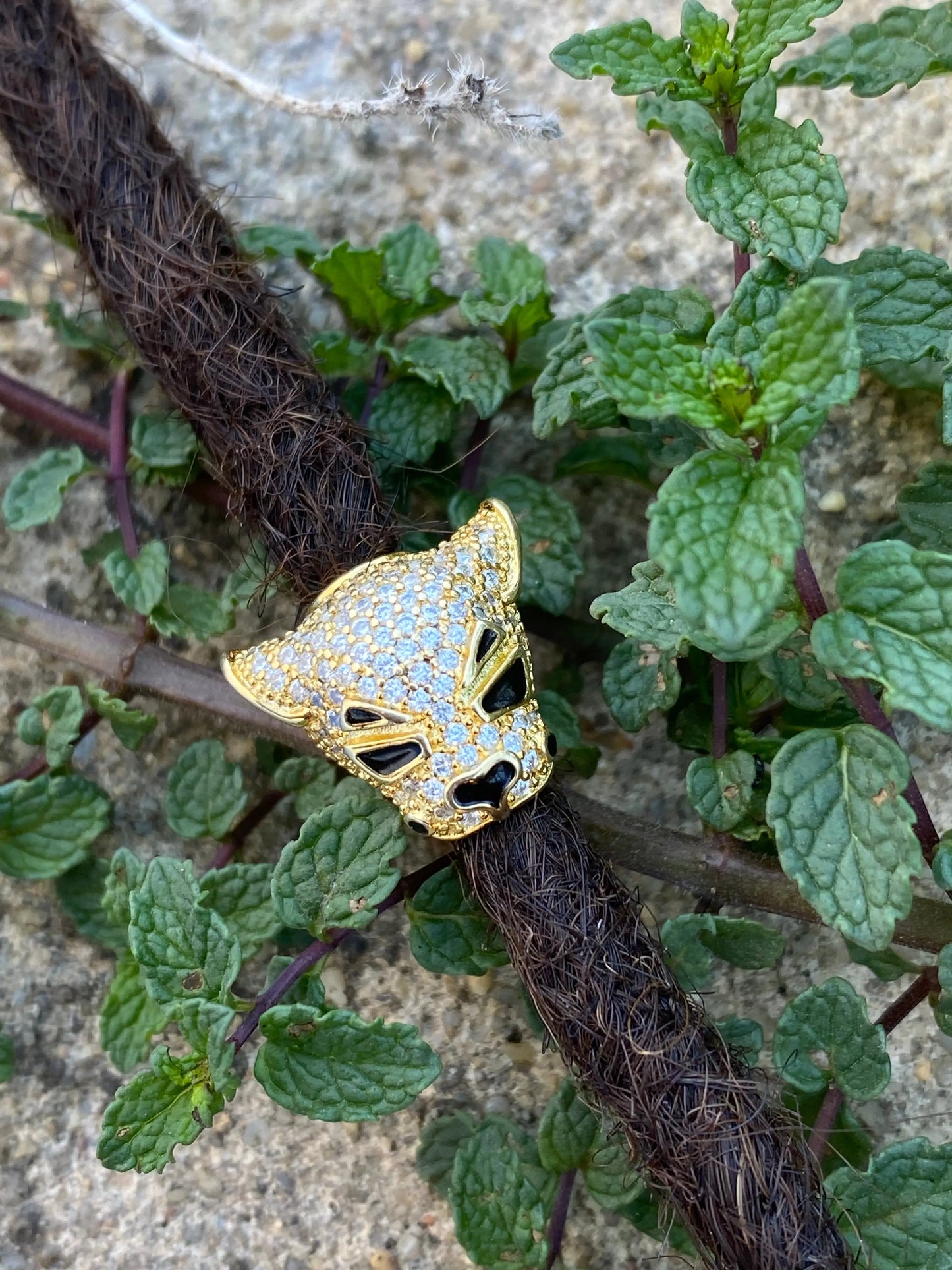 Nakimani Perle Löwin (echt Gold) Aus hochwertigem Turmalin und Zirkonen DreadLocos Shop