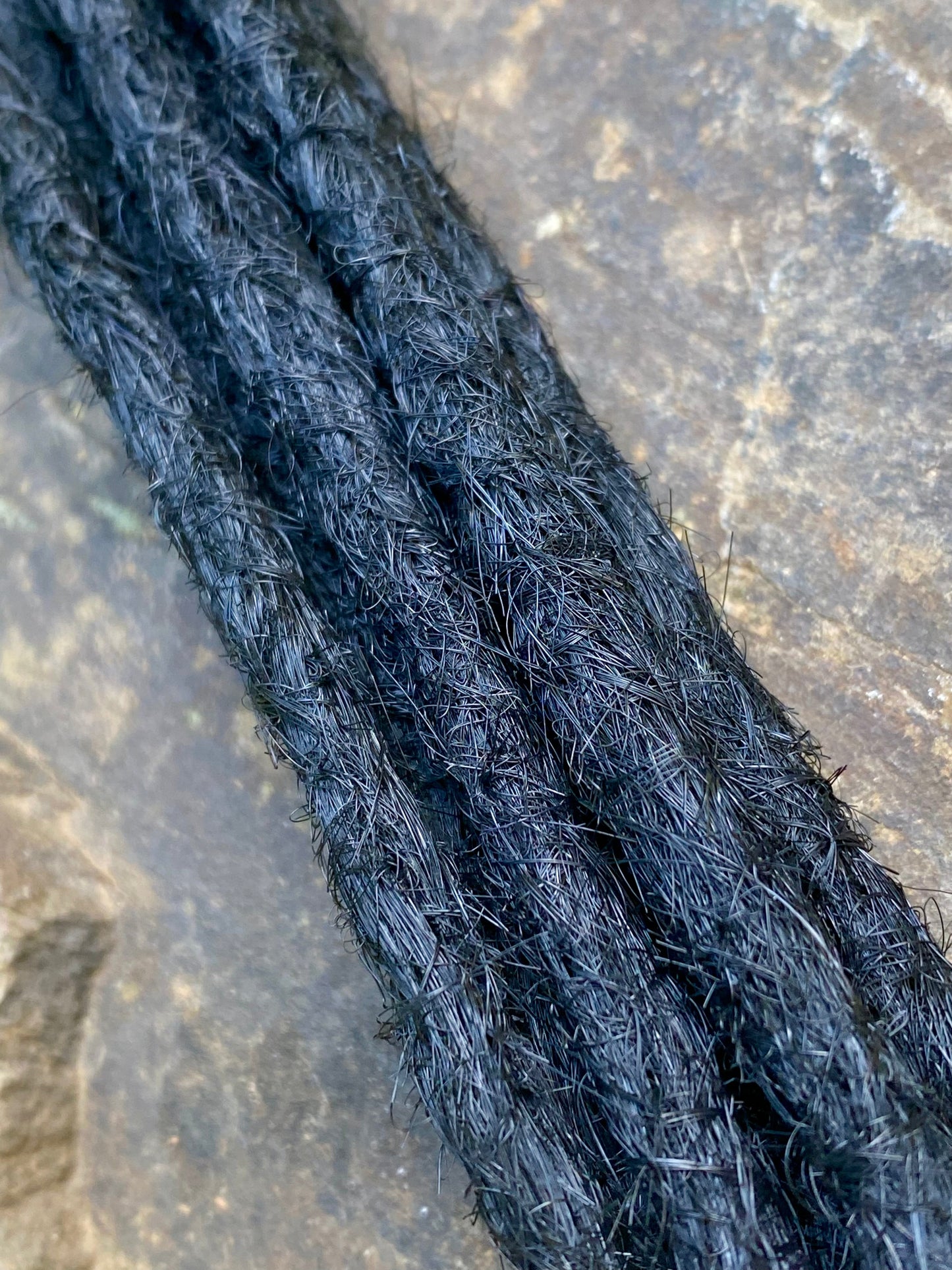 10 Europäische Echthaar Dreadlocks in Naturschwarz #1b