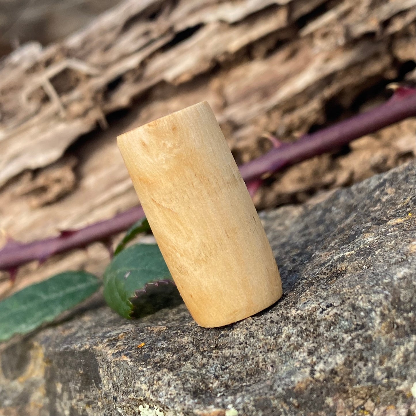 Nakimani Olivenholz Bead