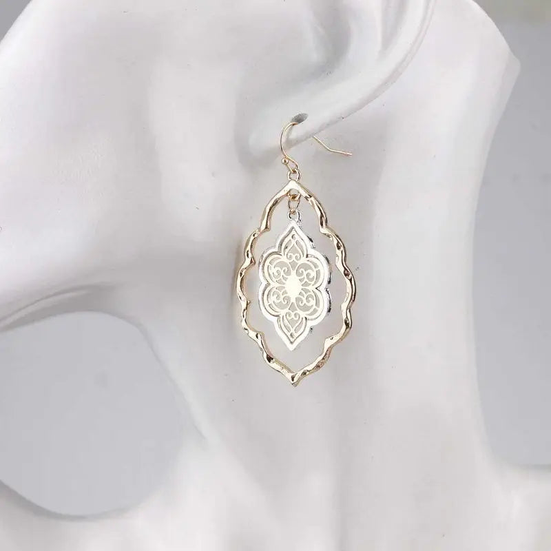 Ranya Filigran Quatrefoil Floral Ohrringe