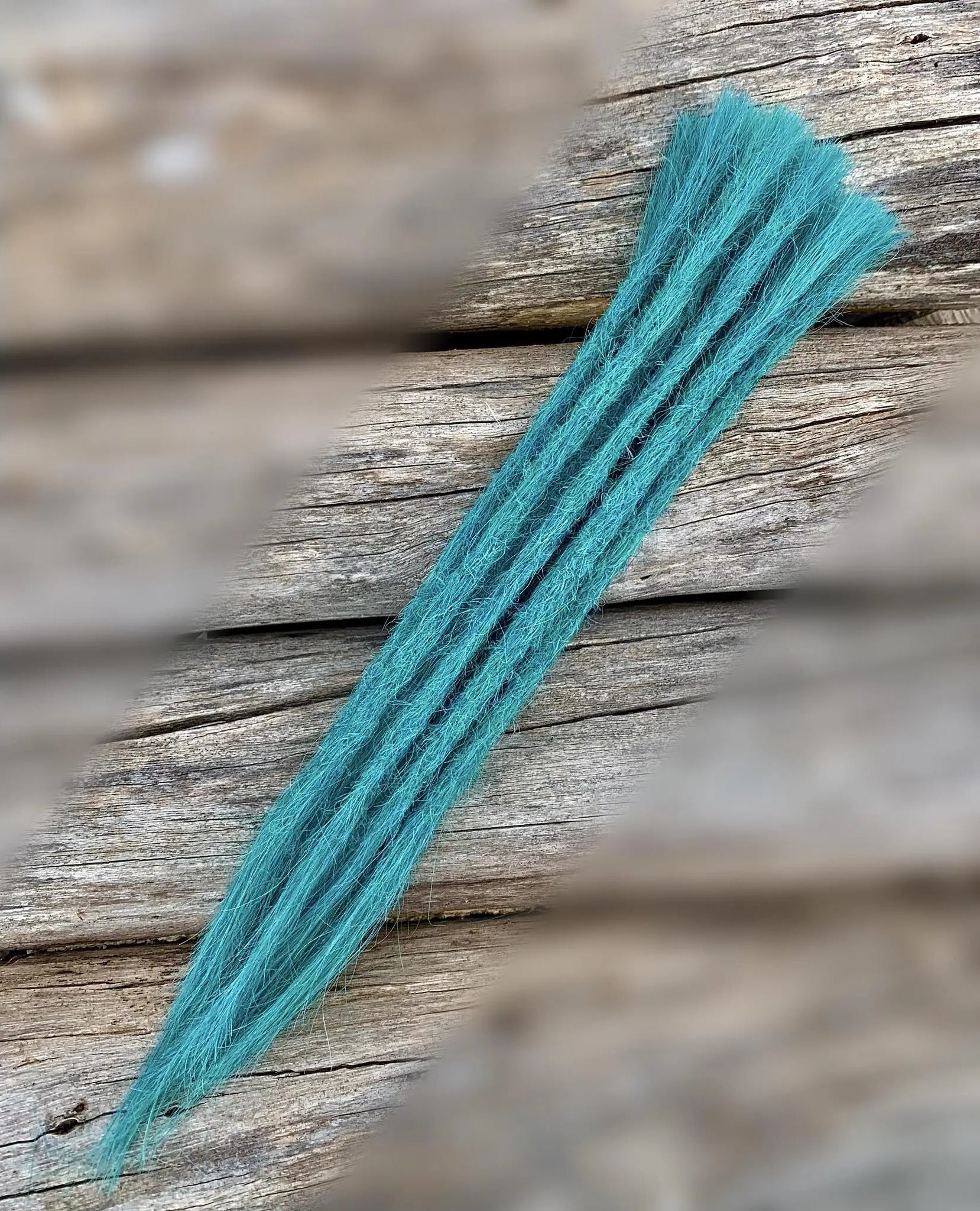 10 Europäische Echthaar Dreadlocks in Peppermint Blue #B3 DreadLocos Shop
