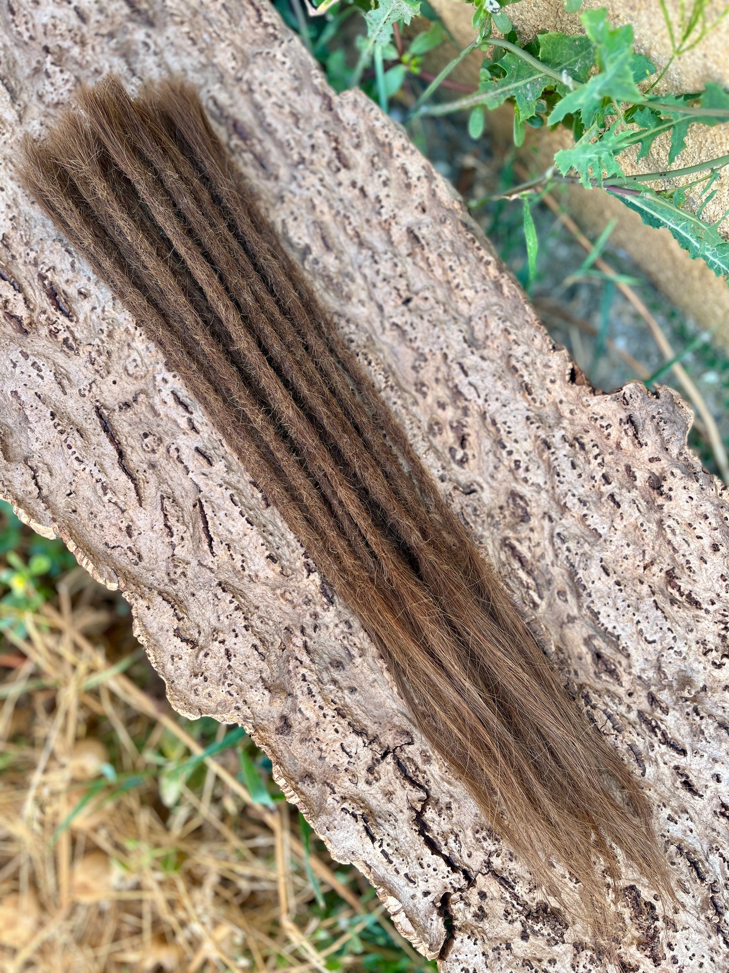 10 Europäische Echthaar Dreadlocks in Mittel- Goldbraun - DreadLocos Shop