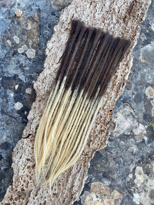 10 Europäische Echthaar Dreadlocks 40 cm in Dunkelbraun/Naturblond Ombre