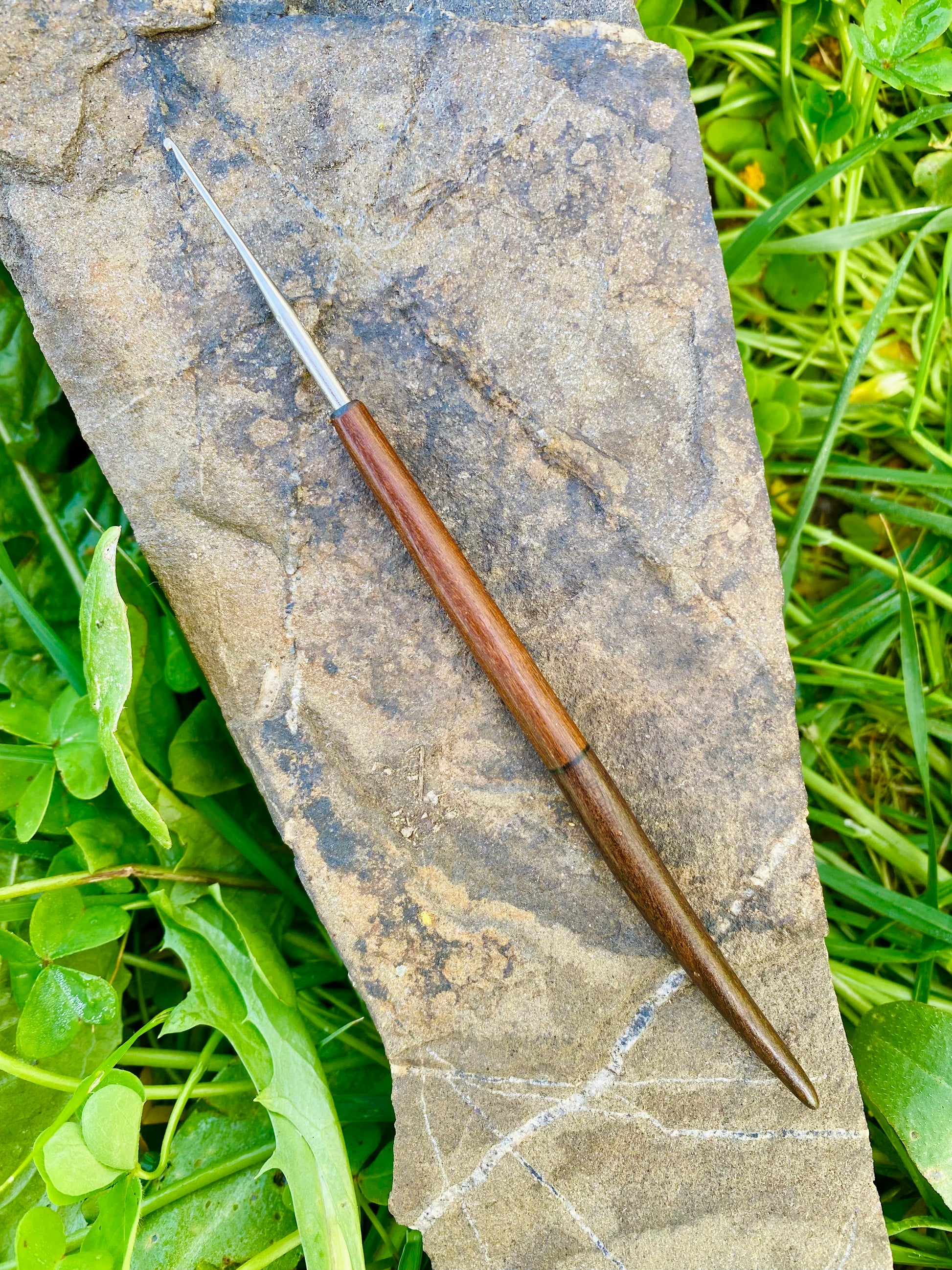 Lamaní Häkelnadel Sandelholz - DreadLocos Shop