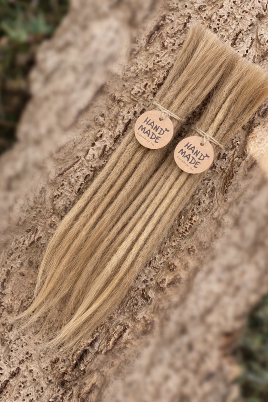 10 Europäische Echthaar Dreadlocks in Mittelgoldblond 9/C - DreadLocos Shop