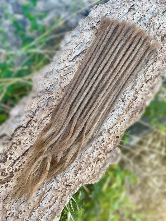 10 Europäische Echthaar Dreadlocks in Nussbraun #10