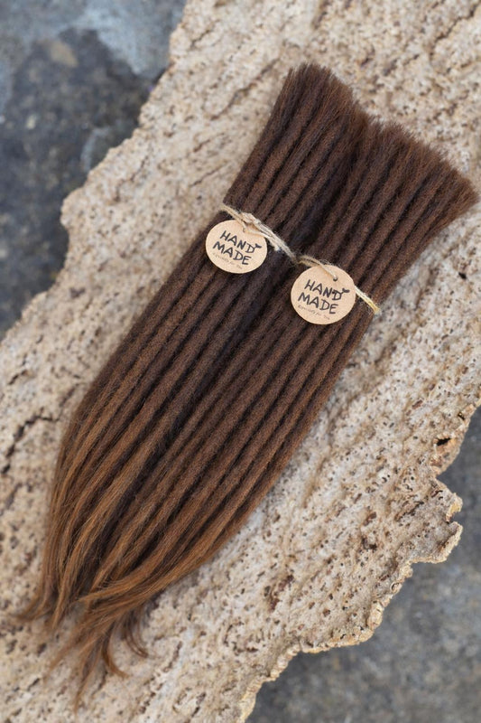 10 Europäische Echthaar Dreadlocks in Braun Spicy Cinnamon 6/C - DreadLocos Shop