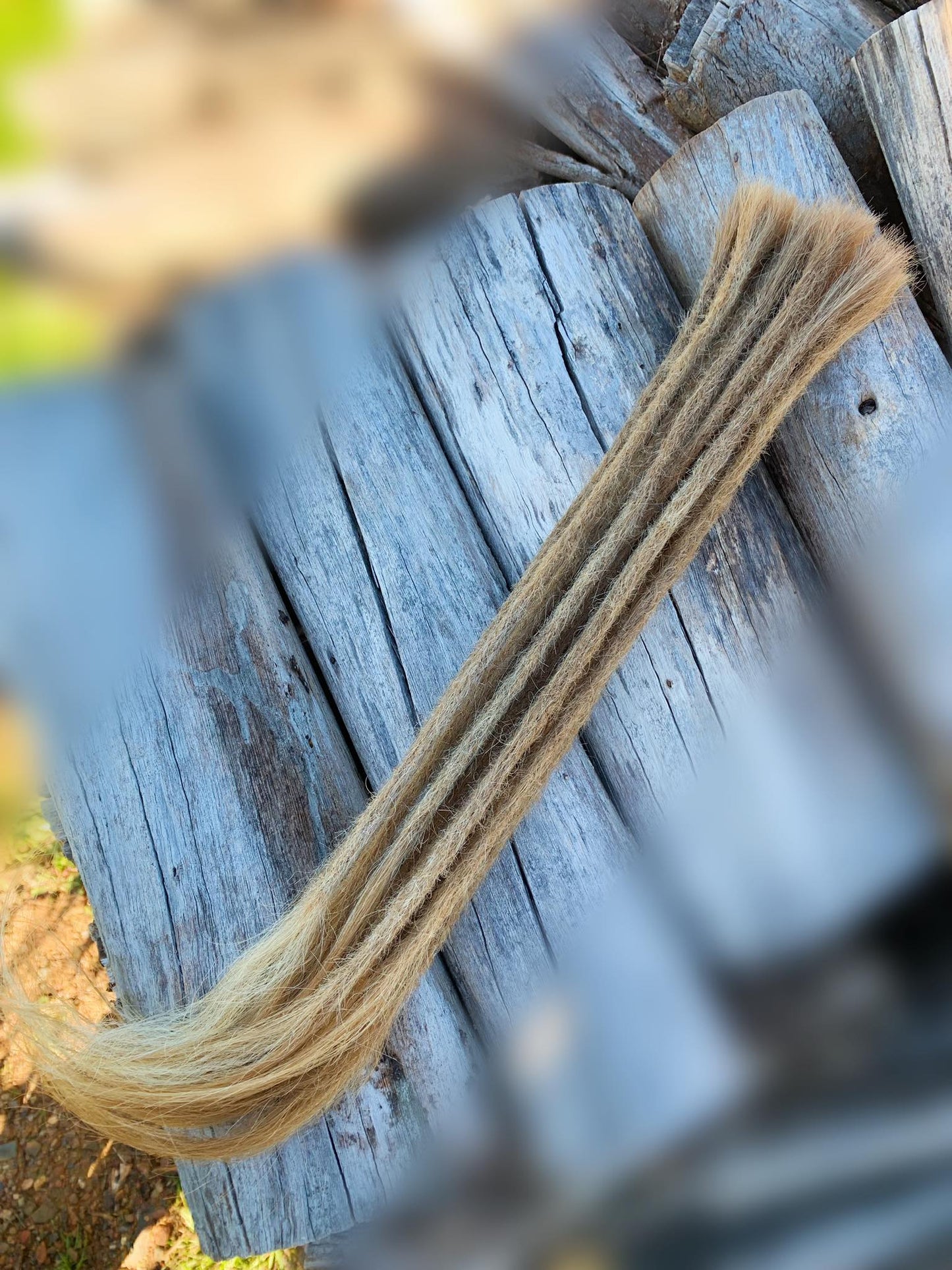 10 Europäische Echthaar Dreadlocks in Goldblond